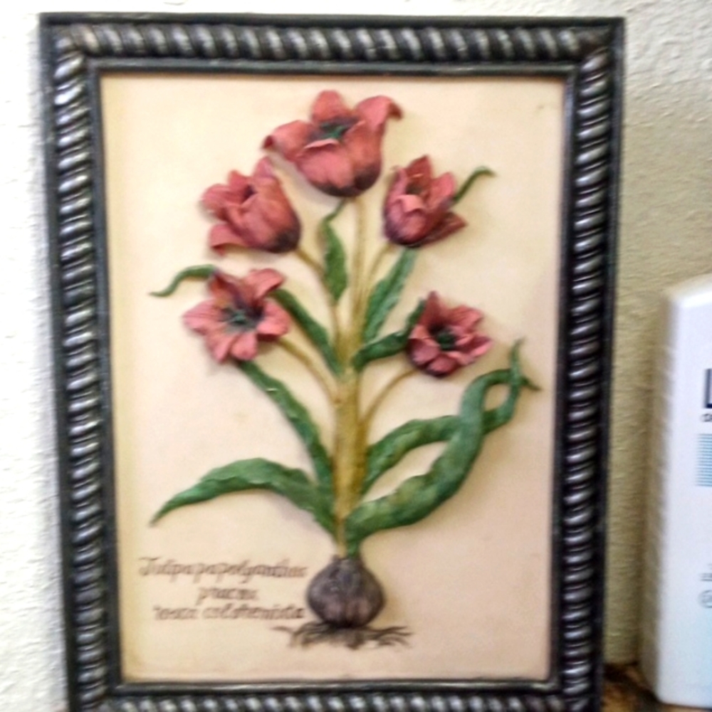 Decoline Raised 3D wall hanging on Resin 10"x14"